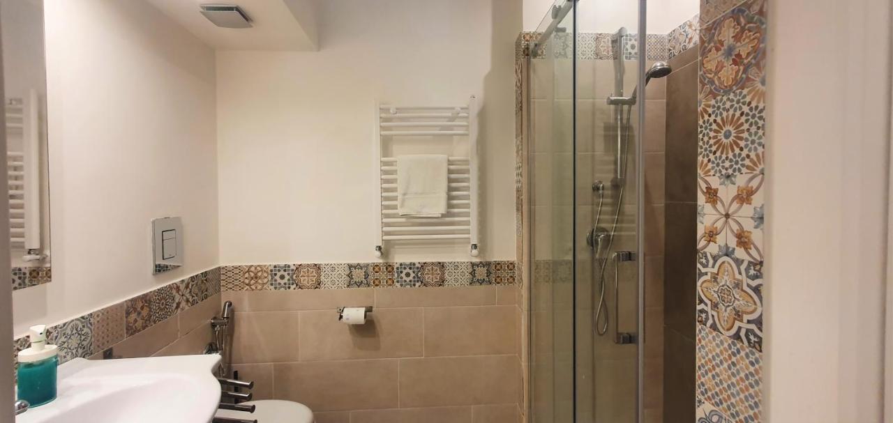 מלון נאפולי Casa Cesira מראה חיצוני תמונה