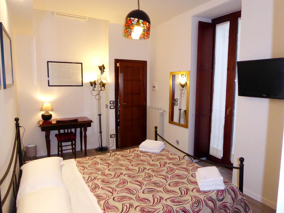 מלון נאפולי Casa Cesira מראה חיצוני תמונה