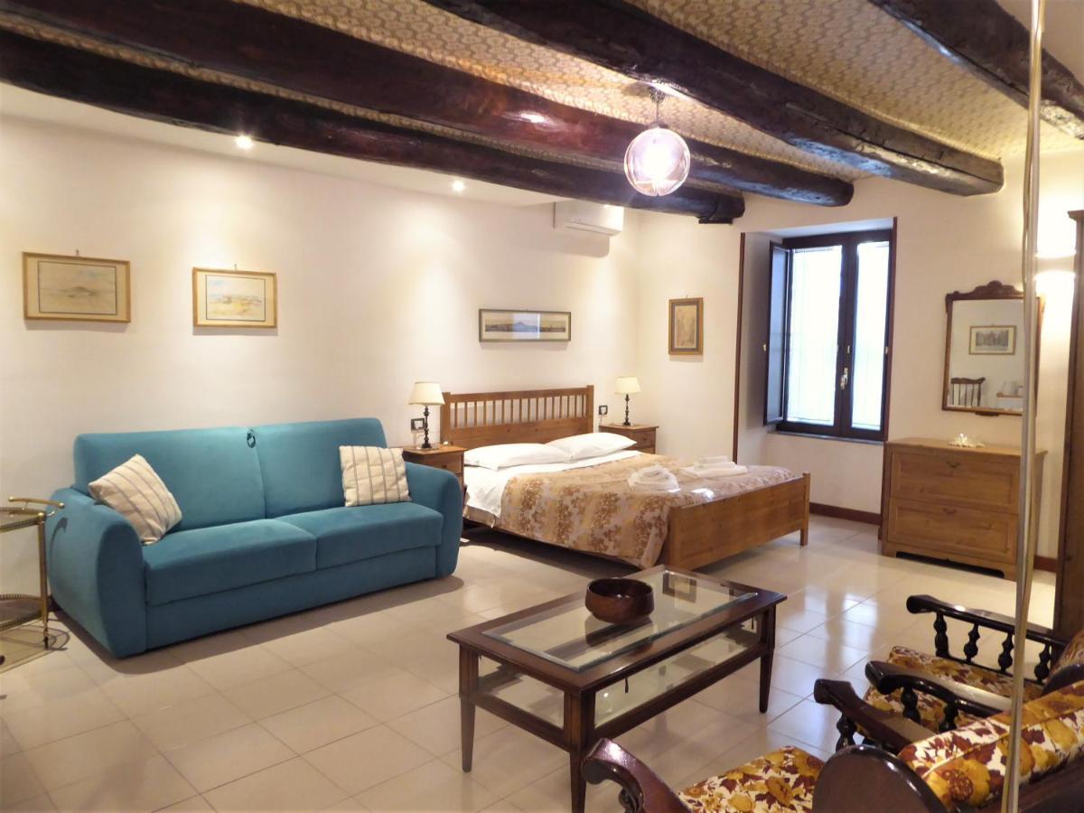 מלון נאפולי Casa Cesira מראה חיצוני תמונה
