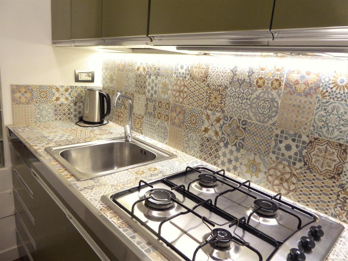 מלון נאפולי Casa Cesira מראה חיצוני תמונה